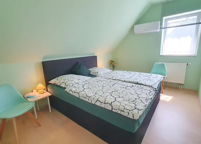 Nr 75 House Sigrid And Alfred * Gyenesdiás